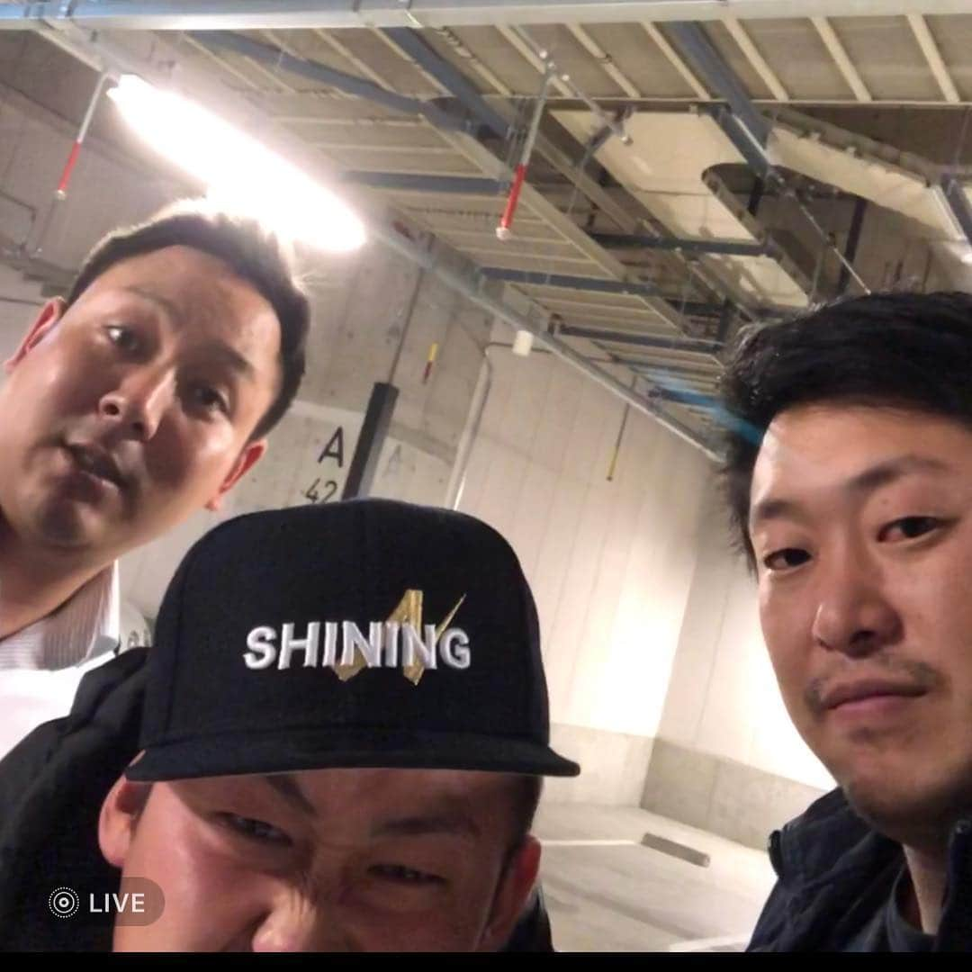 中田翔さんのインスタグラム写真 - (中田翔Instagram)「SHININGに新色が出ましたよ！！それとkids用も！速攻で買いました！笑！ しかも、素材も良くなってる。笑 普段使いには最高やね！！皆さんも是非！！ #中田翔#SHINING」12月5日 9時44分 - shonakata_official