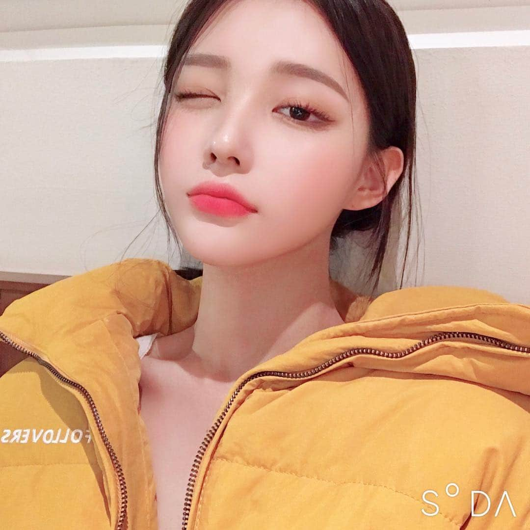 スビンさんのインスタグラム写真 - (スビンInstagram)「넘무 츠어 #소다카메라 #na1」12月5日 12時01分 - sooviin38