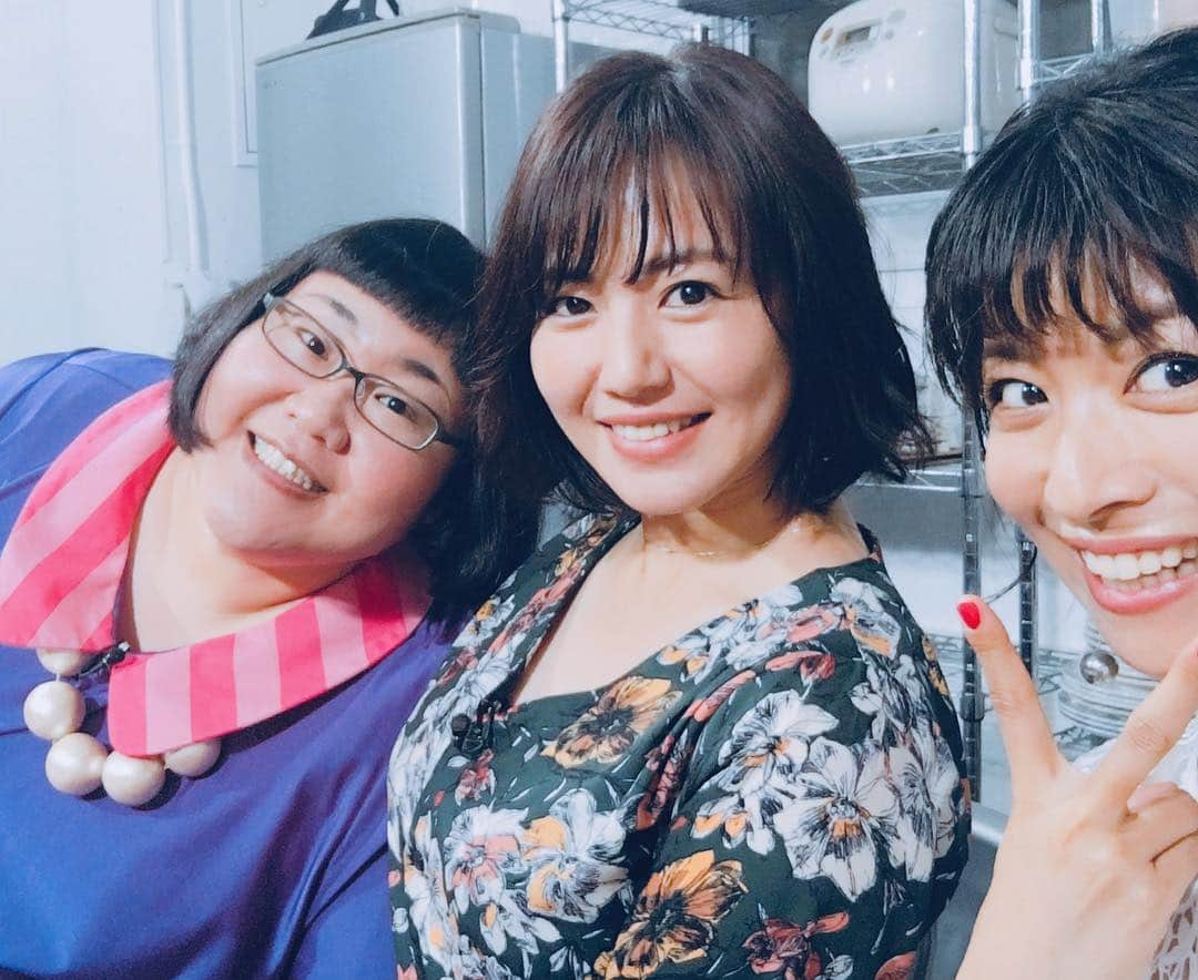 三倉茉奈さんのインスタグラム写真 - (三倉茉奈Instagram)「出演情報ー！！ ■KTV「韓国グルメで癒されて! いいね!と言われたい女子会」 12/8(土)10:55～11:50 https://www.ktv.jp/hanryu/ 女子会トークに占いに韓国グルメと 盛りだくさんな番組。 楽しかったぁ。 ※関西地方のみ #カンテレ #TKO木下さん #遼河はるひさん #磯山さやかさん #安藤なつさん #朝日奈央さん #いんくんさん #韓国グルメ #いいね #女子会 @mapleandonatsu  @sayakaisoyama  @tko.kinoshita  @pop_step_asahi  @inkungohan」12月5日 13時04分 - mana_mikura_official