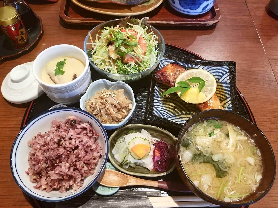 小林レイミのグルメインスタ