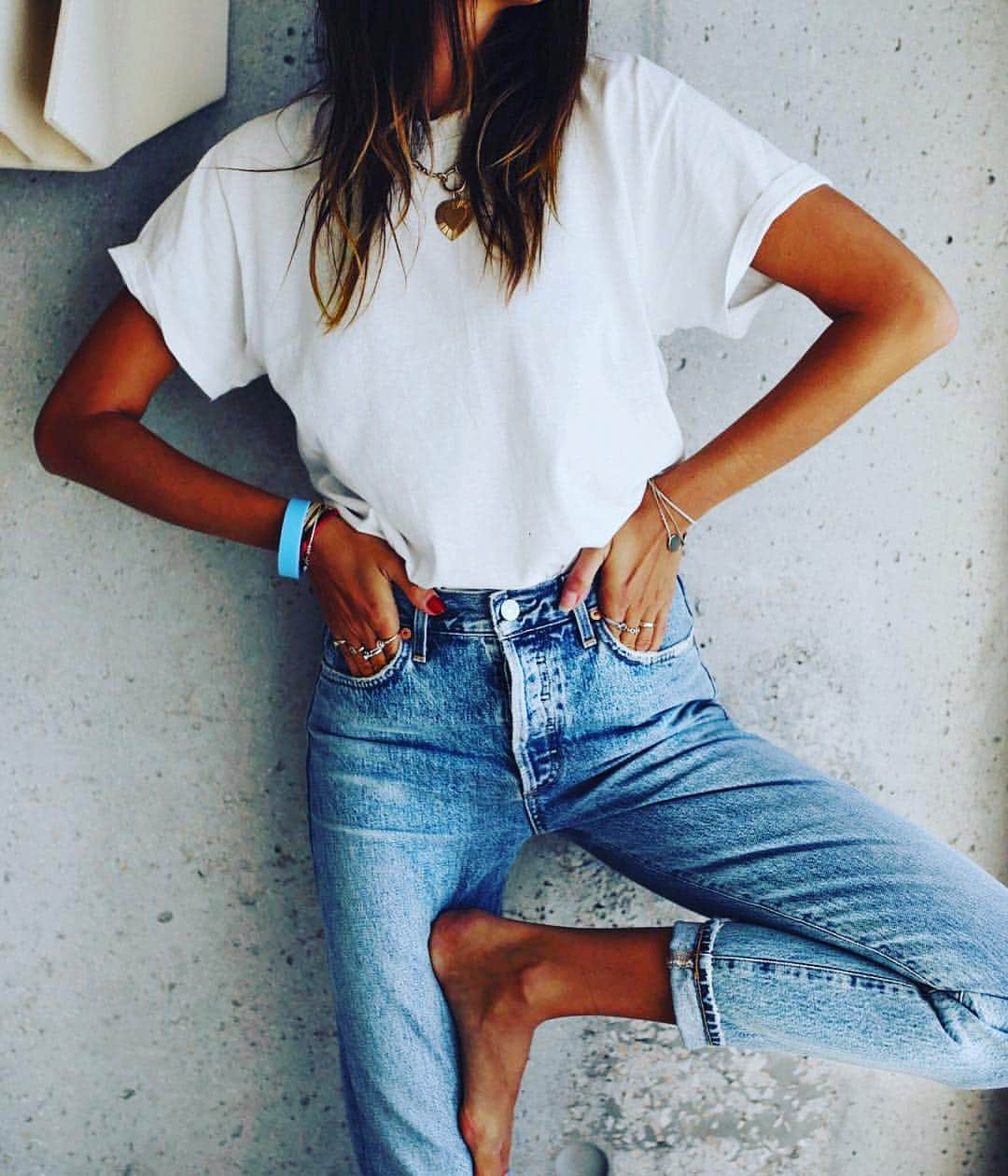 のインスタグラム：「YEAH ! Temporadas anteriores en miux.com.ar hasta 50% off 🐒🙌🏻🙃 que esperas ? Hacemos envios a todo el pais 🚚♥️🙊」