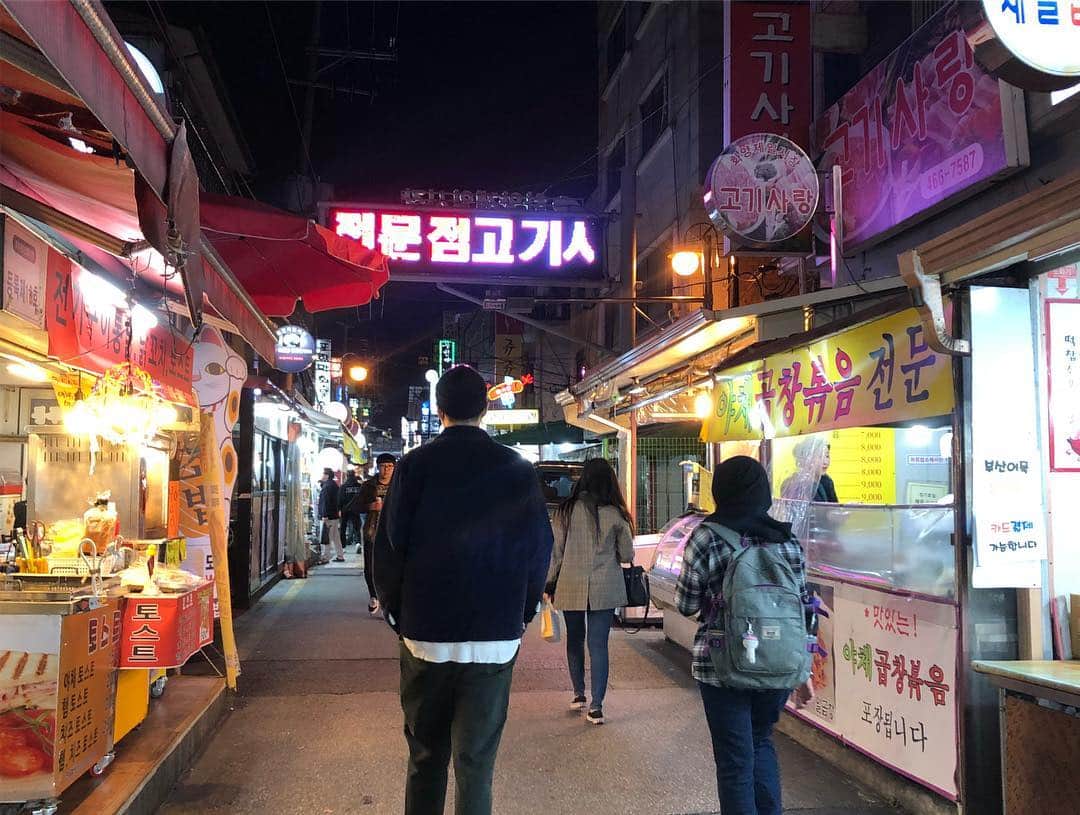 ゆとりさんのインスタグラム写真 - (ゆとりInstagram)「韓国旅行🇰🇷 #한국여행 #홍대 #가을 #춥다 #solotravel」11月22日 20時55分 - creamcandy123