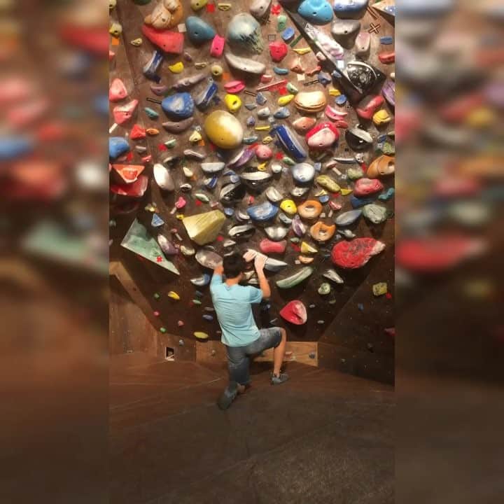 のインスタグラム：「Basic training 🏋🏻‍♂️🏋🏻‍♂️🏋🏻‍♂️ Recently convenience store ice cream has a high level. What I’m saying is GODIVA is the best chocolate ice cream!!!!!!!!! #climbing #bouldering @underground_bouldering_gym @rollfilm_suck @eyecandyworks @scarpa_climb #アイスクリーム #godiva #大食いクライマー」