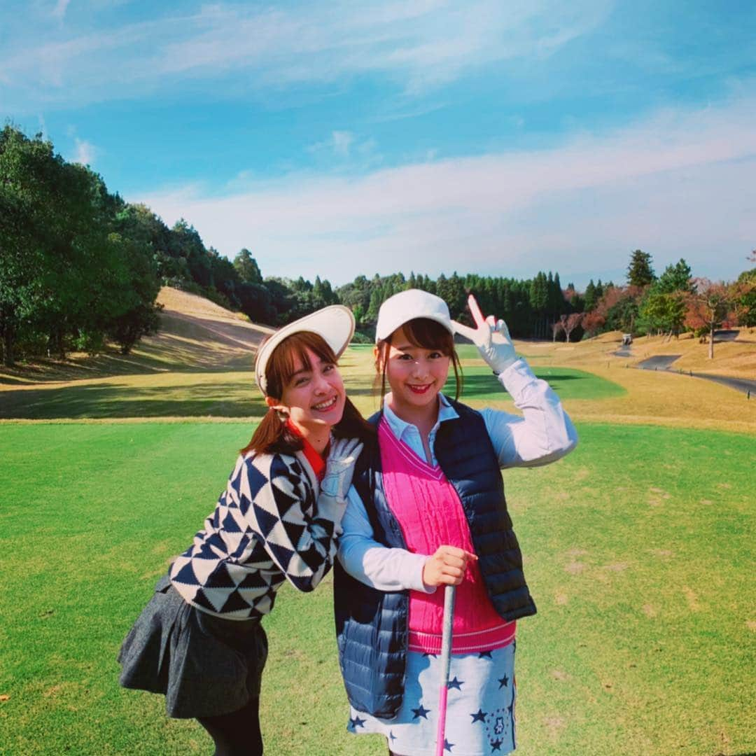 みひろさんのインスタグラム写真 - (みひろInstagram)「まりりんと ゴルフコンペへ⛳️ スポーツの秋満喫しました。スコアは117。110切りたい(´Д` ) #ゴルフ #スポーツの秋 #白石茉莉奈 ちゃん #mihiro」11月22日 17時10分 - mihiro0519