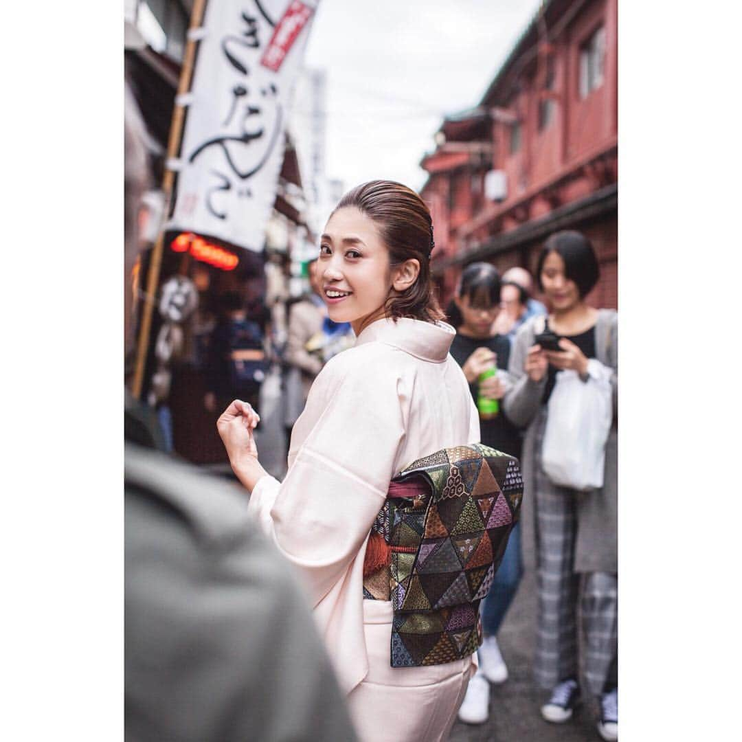 ryo0809appleさんのインスタグラム写真 - (ryo0809appleInstagram)「#753 photo: @yukayabuki * * * #tokyo#asakusa #sensojitemple  #東京#浅草#浅草寺 #七五三 #和装#着物 #七五三ママ」11月22日 20時06分 - ryo0809apple