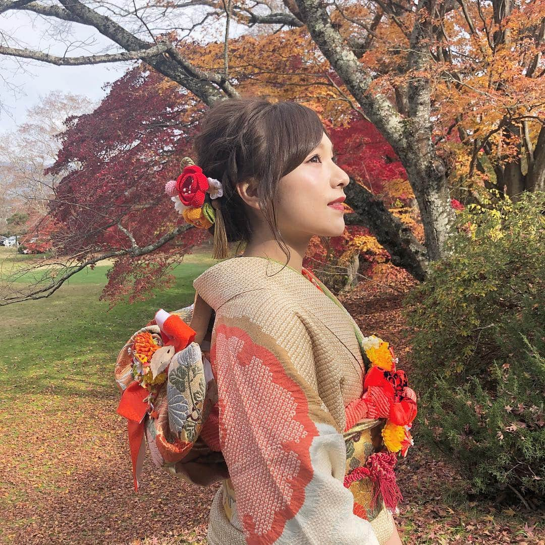 左伴彩佳さんのインスタグラム写真 - (左伴彩佳Instagram)「成人式の前撮りをしたときの🍂🍁 着物はお母さんのお下がり👘 ・ #着物 #成人式前撮り」11月23日 9時48分 - hidaaya_729