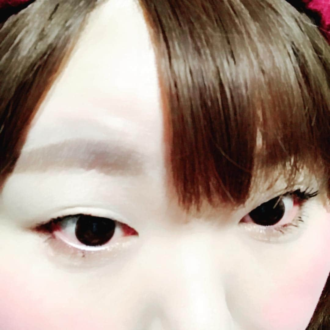 柏崎桃子さんのインスタグラム写真 - (柏崎桃子Instagram)「自力で二重が出来た！ これもアテチノと半身浴とマッサージと発汗のおかげか？ これからものんびり地味にがんばります！  #ダイエット #アテチノ  #マッサージ #顔やせ #半身浴 #発汗 #二重 #自力 #努力は必ず報われる  #地味に #頑張る #浮腫 #むくみ」11月23日 17時09分 - momoko_kashiwazaki