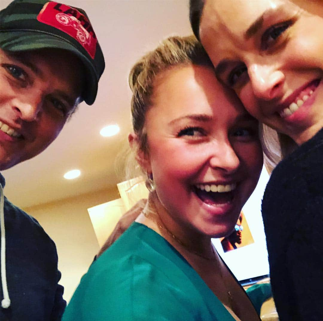 ピーター・ファシネリさんのインスタグラム写真 - (ピーター・ファシネリInstagram)「#Thanksgiving  So thankful for my family and friends.」11月23日 12時24分 - peterfacinelli