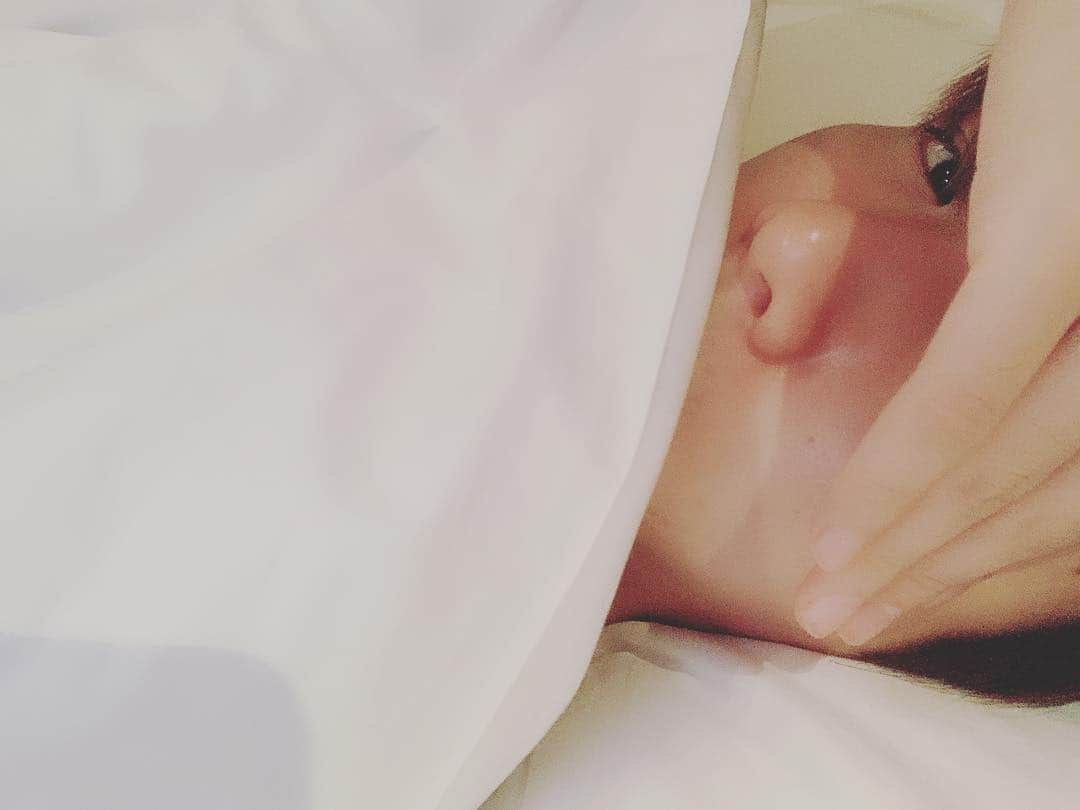 ベクヒョンさんのインスタグラム写真 - (ベクヒョンInstagram)「✌🏻🙅🏻‍♂️👌🏻」11月24日 2時18分 - baekhyunee_exo