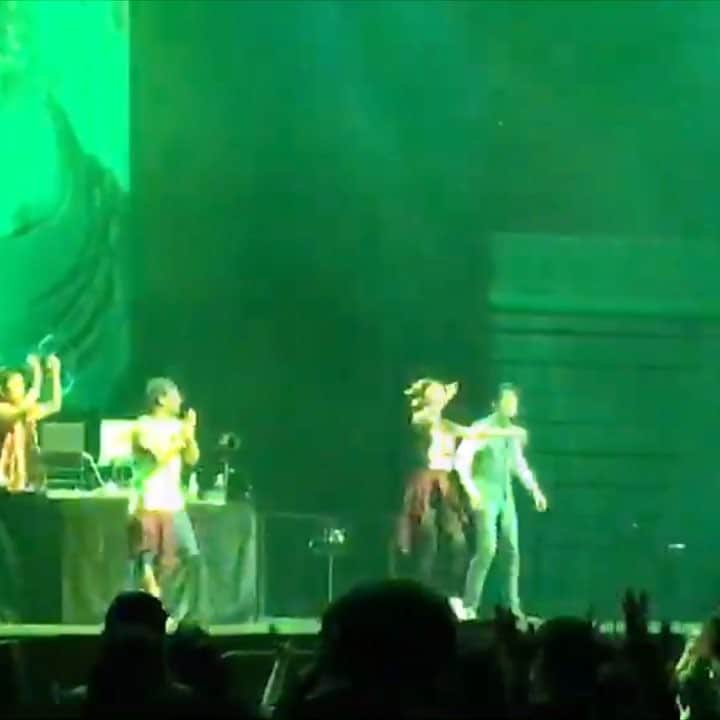 のインスタグラム：「@ZUMBA Asian conference 2018 with Prince and Okumura-san! TODO EL MUNDO/ DJ RICKY Luna ft. Nando Boom & Hisatomi オープニングに出演させていただきました！ ZUMBA熱い！ #zumba #asianzumbaconference #dance #fitness #prince #zumbajapan #zumbabeto #asiazumbaconference2018」