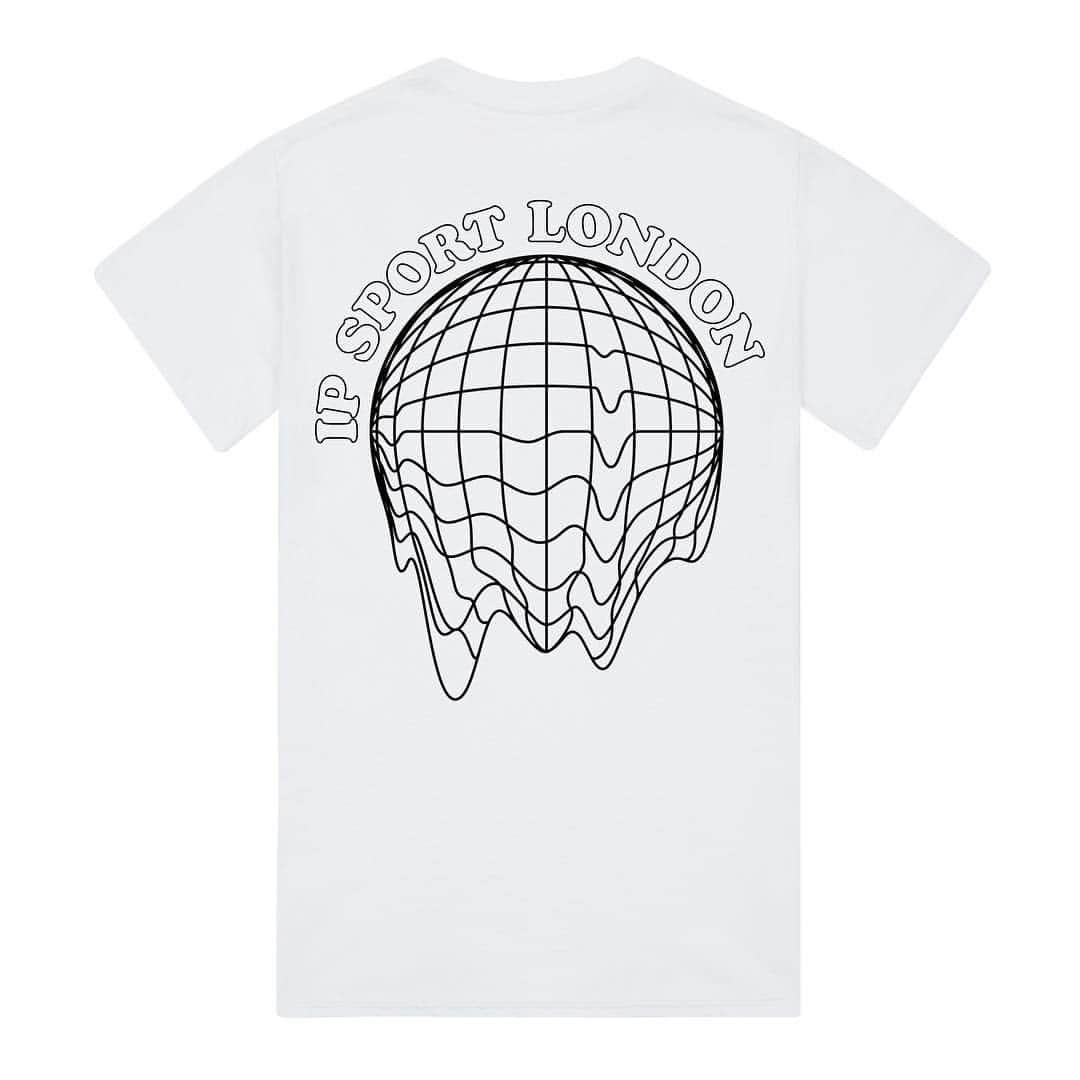イラストレイテッドピープルのインスタグラム：「New drop online! 50% off in the Black Friday sale! #illustratedpeople #blackfriday」