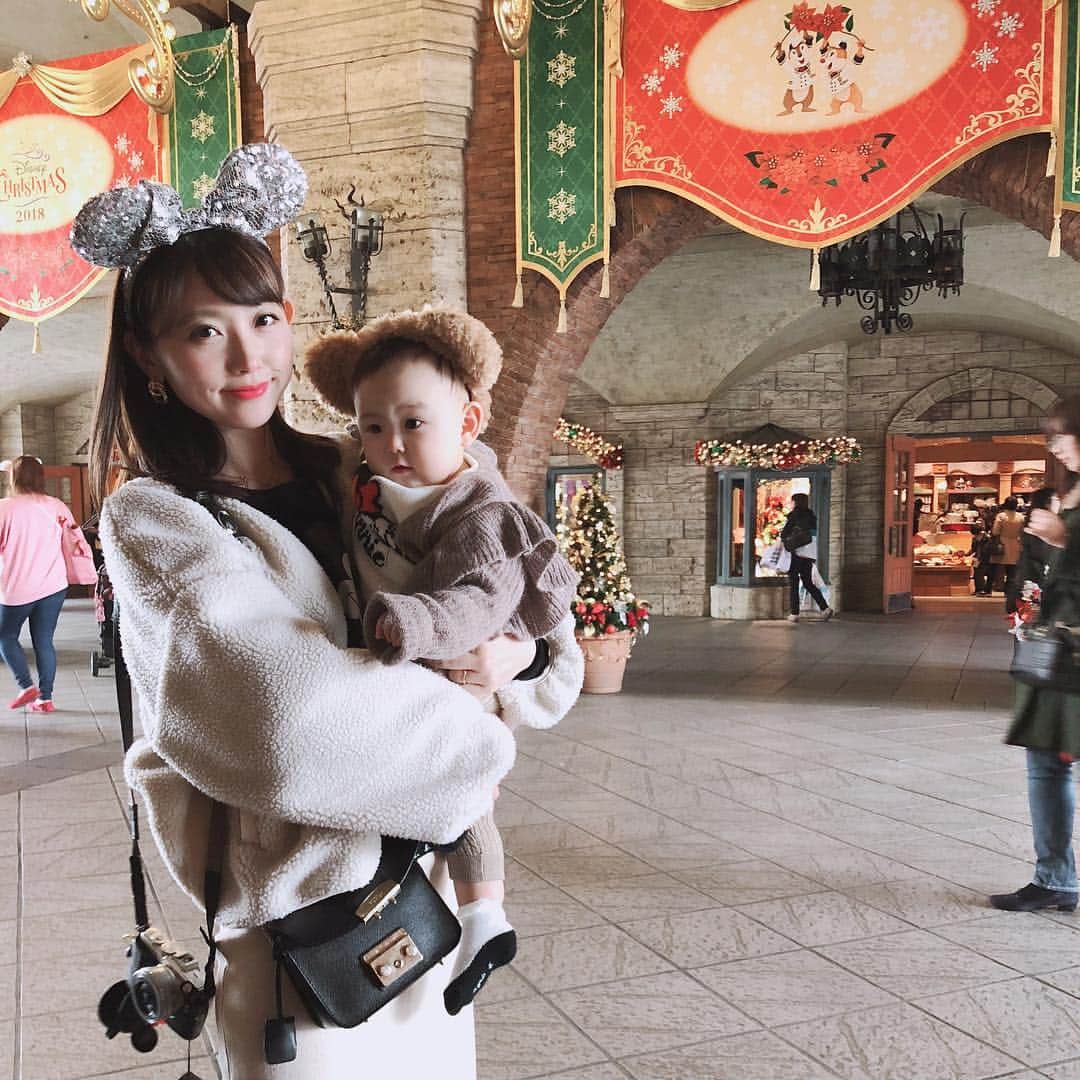 小林まな美のインスタグラム：「⋆ 今月は娘の1歳のお誕生日と、私のお誕生日月でもあり、ディズニーデビューしてきました！♡ ⋆ ダッフィーに会いたくて、今回はシーへ♡ 私も久しぶりに、のんびりディズニーを満喫♡ ⋆ アンバサダーホテルに泊まって、次の日はシェフミッキーへ◡̈⃝⋆* ⋆﻿ ディズニー熱再発！！早くランドも行きたいなぁ♡ ⋆ ⋆ ⋆ #ディズニー#ディズニーシー#tds##我が家のダッフィー#シェフミッキー#シェフミ#ミッキー#アンバサダーホテル」
