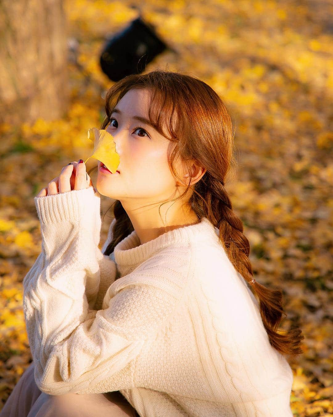 重盛さと美さんのインスタグラム写真 - (重盛さと美Instagram)「アキ、たくさん楽しめた🍁🍂✨ ありがとう🍁🍁🍁 次は、冬だぬぇ☃️❄️わくわく #昭和記念公園 #いちょう並木 #季節を感じて生きる #しあわせ #焼き芋 📷by @kenichi0808 🌠#Kenichi_Kubo」11月23日 22時55分 - satomi_shigemori