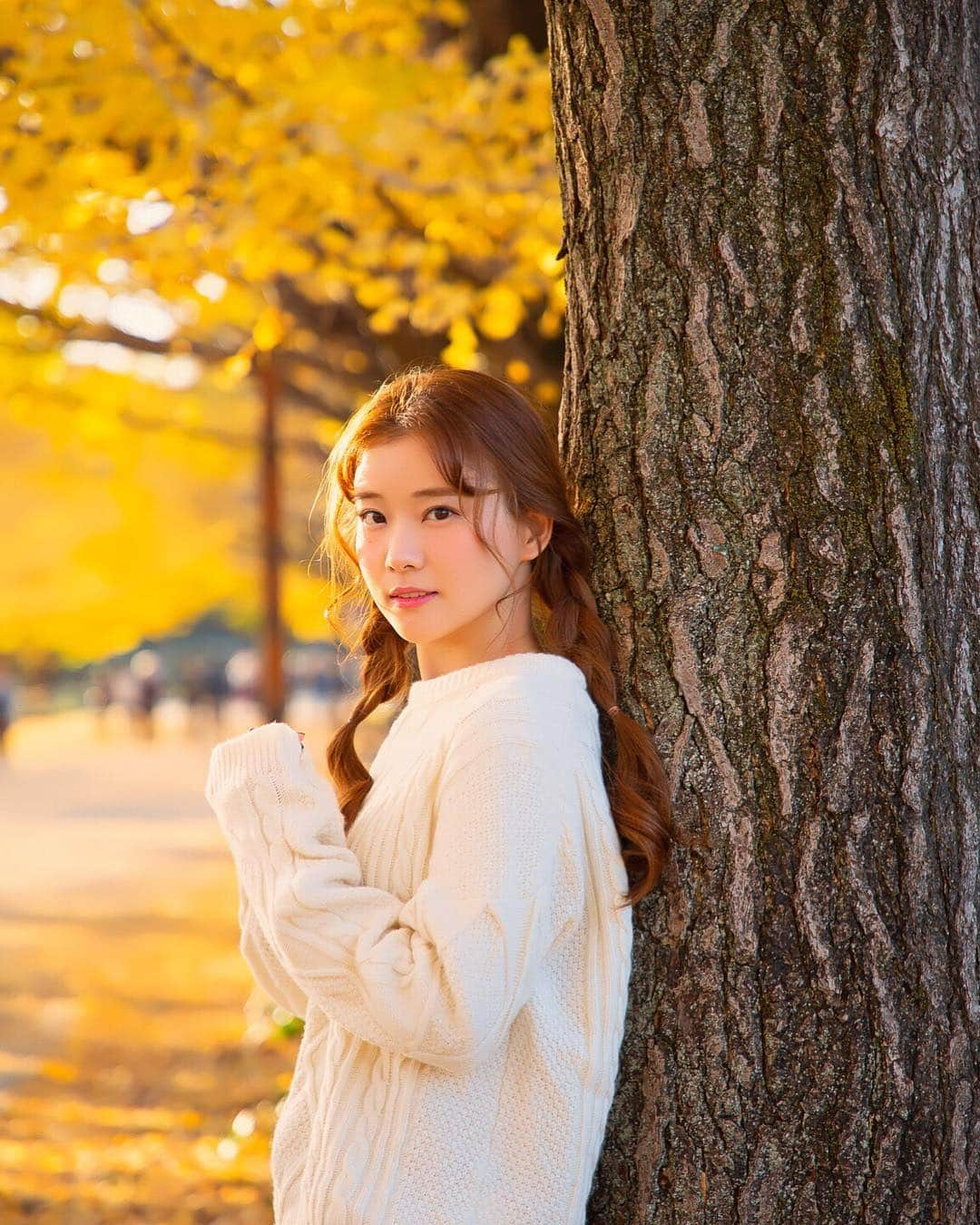 重盛さと美さんのインスタグラム写真 - (重盛さと美Instagram)「アキ、たくさん楽しめた🍁🍂✨ ありがとう🍁🍁🍁 次は、冬だぬぇ☃️❄️わくわく #昭和記念公園 #いちょう並木 #季節を感じて生きる #しあわせ #焼き芋 📷by @kenichi0808 🌠#Kenichi_Kubo」11月23日 22時55分 - satomi_shigemori