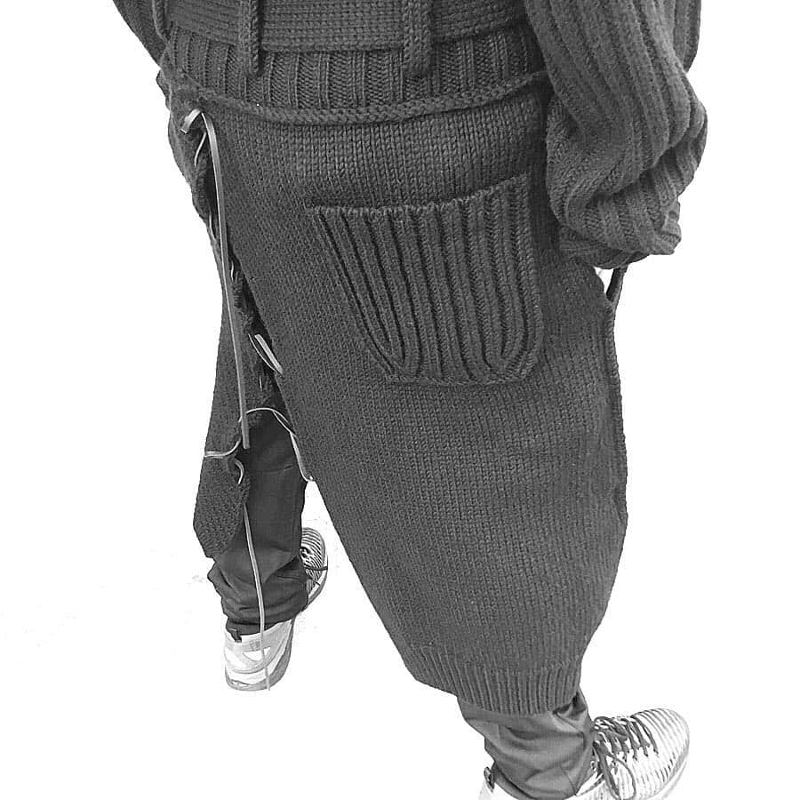 エリミネイターさんのインスタグラム写真 - (エリミネイターInstagram)「18AW Yohji Yamamoto POUR HOMME Knit items has arrived at ELIMINATOR.  Yohji Yamamoto POUR HOMME Knit with Hood ¥92,000 ( without tax ) / Yohji Yamamoto POUR HOMME Knit Skirt ¥78,000 ( without tax ) / COMME des GARÇONS HOMME PLUS Polyester Pants ¥32,000 ( without tax ) / ASICS × KIKO KOSTADINOV GEL-DELVA ¥30,000 ( without tax )  #yohjiyamamoto #yohjiyamamotopourhomme #yohjiyamamotohomme #commedesgarcons #commedesgarconshommeplus #reikawakubo #80s #80sfashion #japanesedesigner #art #kikokostadinov #asics #delva #newcollection #limitededition #sneakers #nicekicks #instakicks #streetfashion #streetstyle #streetwear #street #eliminator #tokyo #daikanyama #18aw #aw18 #aw18collection」11月24日 11時20分 - eliminator_tokyo