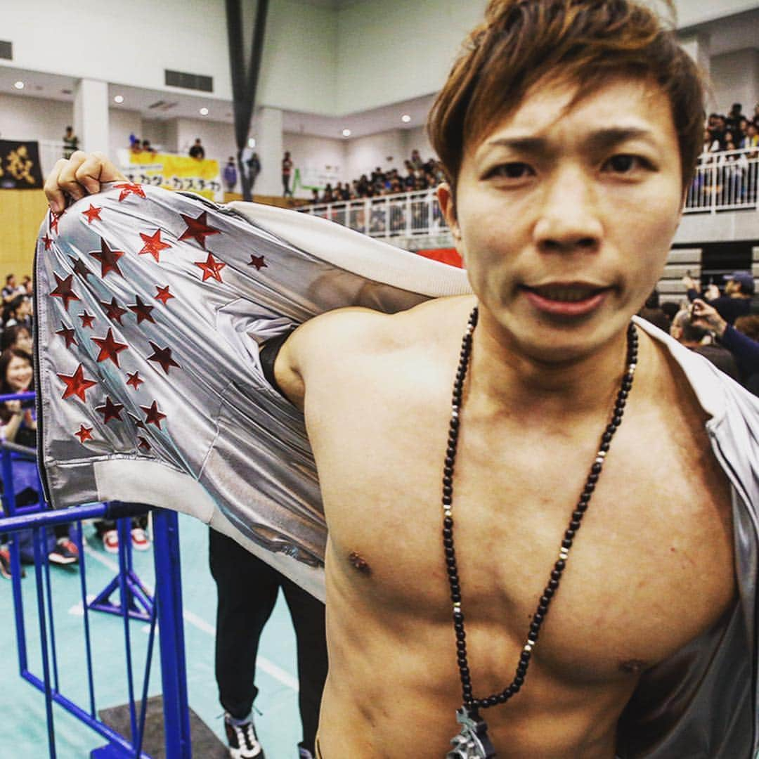 新日本プロレスさんのインスタグラム写真 - (新日本プロレスInstagram)「#YOH!! ⭐︎⭐︎⭐︎⭐︎⭐︎ @youheeei0625  @njpw1972  #RPG3K #CHAOS #NJPW #NJWTL #新日本プロレス #プロレス」11月24日 12時54分 - njpw1972