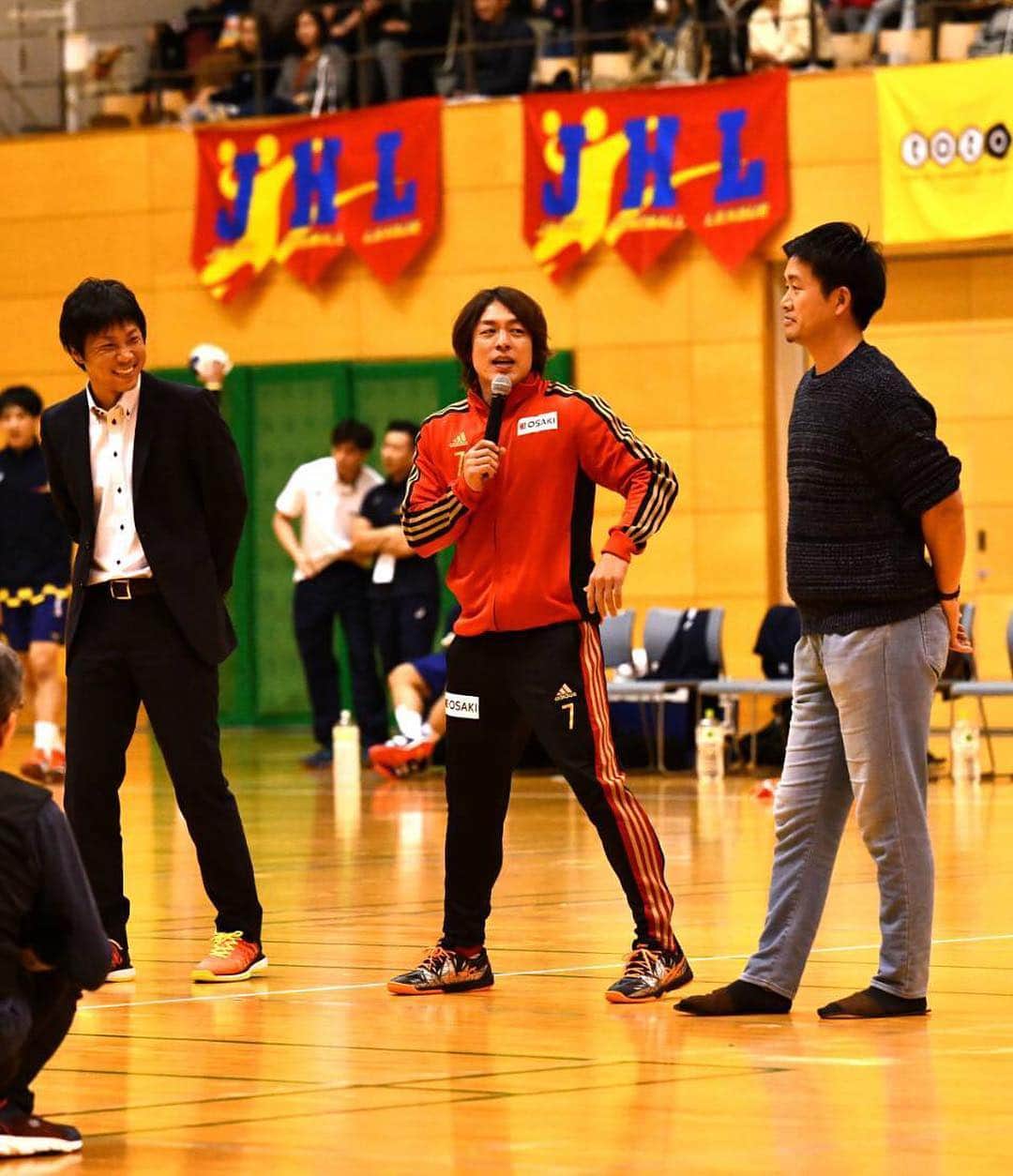 宮崎大輔さんのインスタグラム写真 - (宮崎大輔Instagram)「合成戦勝ち‼️ 怪我で出れなかったが…  ホームでの試合、たくさんの方々に来場していただき感謝また応援ありがとうございました‼️ #ハンドボール #handball #同世代 #宮崎大輔 #bennu #大崎電気」11月24日 21時20分 - daisuke7_official