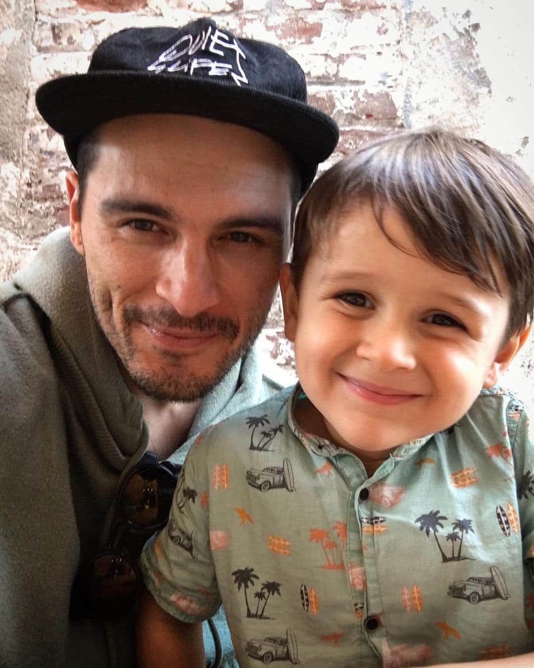 マイケル・マラーキーのインスタグラム：「light of my life」