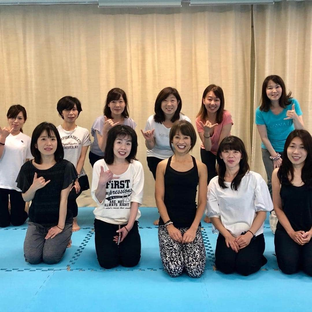 花田美恵子さんのインスタグラム写真 - (花田美恵子Instagram)「#hawaii #yoga #japan #tokyo #hawaiiyoga #smile #aloha #ハワイ #ヨガ #東京 #ハワイヨガ #nhk文化センター #青山教室 #ご参加いただいた皆様ありがとうございました」11月25日 13時44分 - hawaiimieko