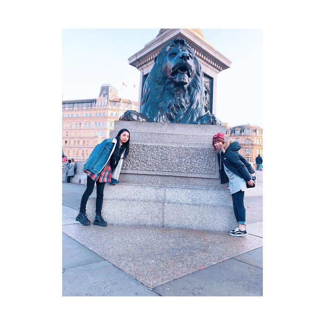 廣瀬茜さんのインスタグラム写真 - (廣瀬茜Instagram)「ロンドン観光🇬🇧💓 #コヴェントガーデン #nationalgallery #trafalgarsquare #london」11月26日 0時34分 - akane_bandmaid