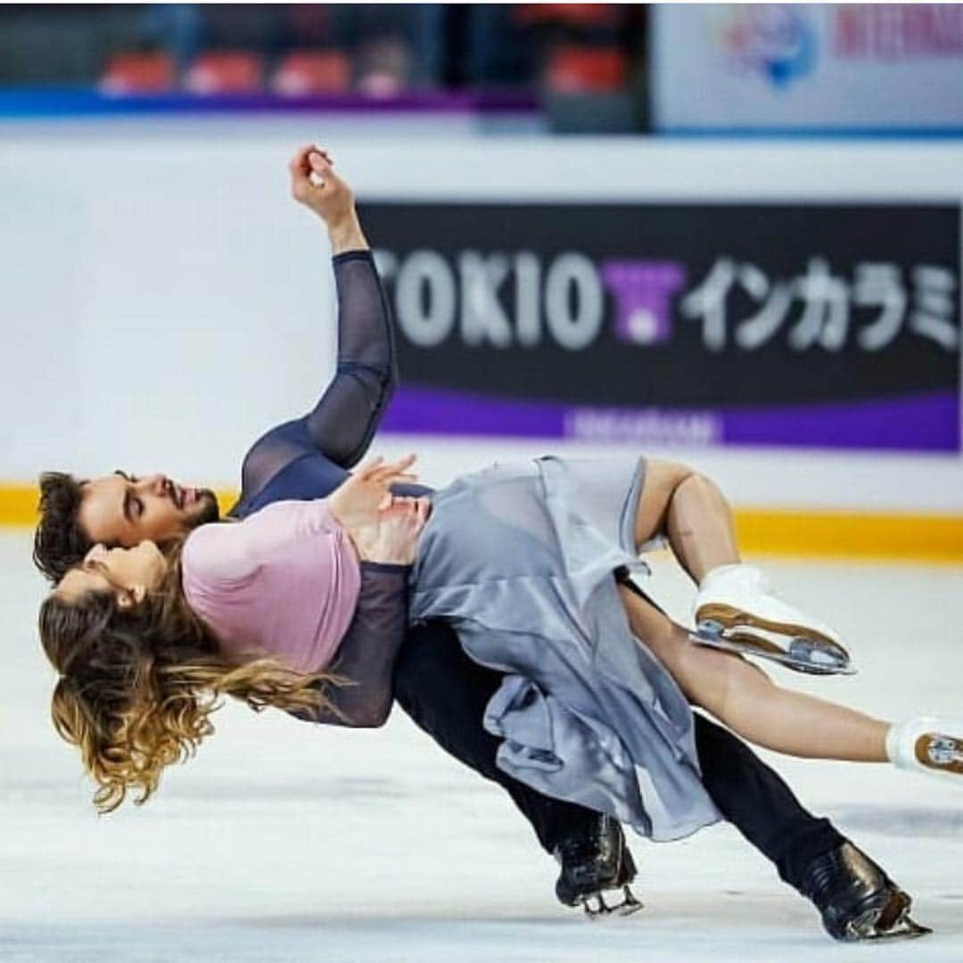 ガブリエラ・パパダキスのインスタグラム：「Everything we hoped for and more 🌸 Merci, merci, merci. #InternationauxdeFrance2018 #PapadakisCizeron」