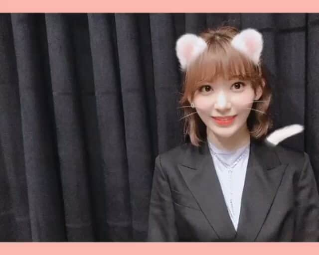 宮脇咲良のインスタグラム：「😻😻😻😻 #宮脇咲良 #さくら #miyawakisakura #sakura #hkt48 #akb48 #izone #produce48 #미야와키사쿠라 #宮脇咲良  #아이즈원 #アイズワン #kpop #idol #アイドル  #可愛い #cute #日本 #japan #japanese #girl #ガールズ #女性 #女の子 #プロデュース48 #矢吹奈子 #本田仁美  #혼다 히토미 #야부키 나코」