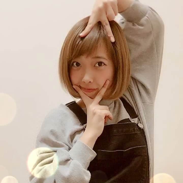 のインスタグラム：「テンション高め🥶 12/13~16に 『地球防衛レストラン2〜地上へ怒りの挑戦状！蘇った地底の記憶〜』出演しますわ❤️ 私、ギャルソン、給仕、やる気がありすぎるノリが居酒屋の『神戸ヒイコ』役  チケットここから👻 https://ticket.corich.jp/apply/95550/109/」