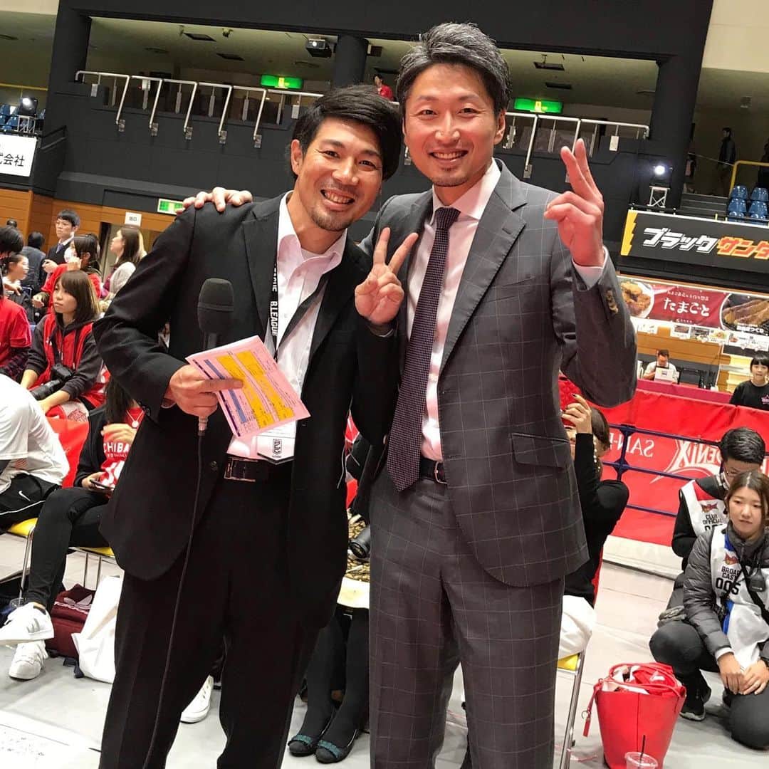 大野篤史のインスタグラム：「良い週末でした😊😊😊 #数少ない親友が#今節の解説でした#インタビューで2人とも噛んだwww」