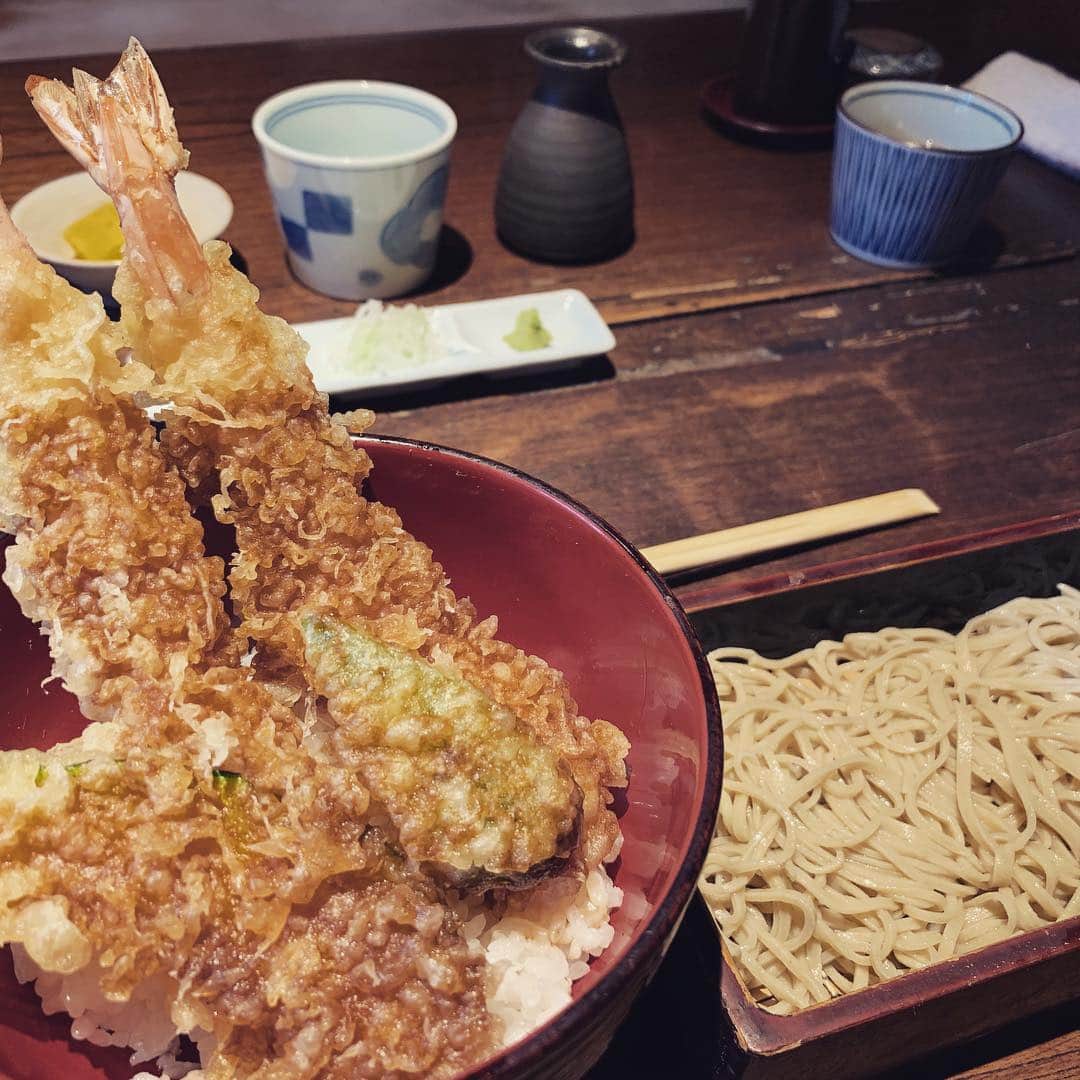 ケイ・グラントのグルメインスタ