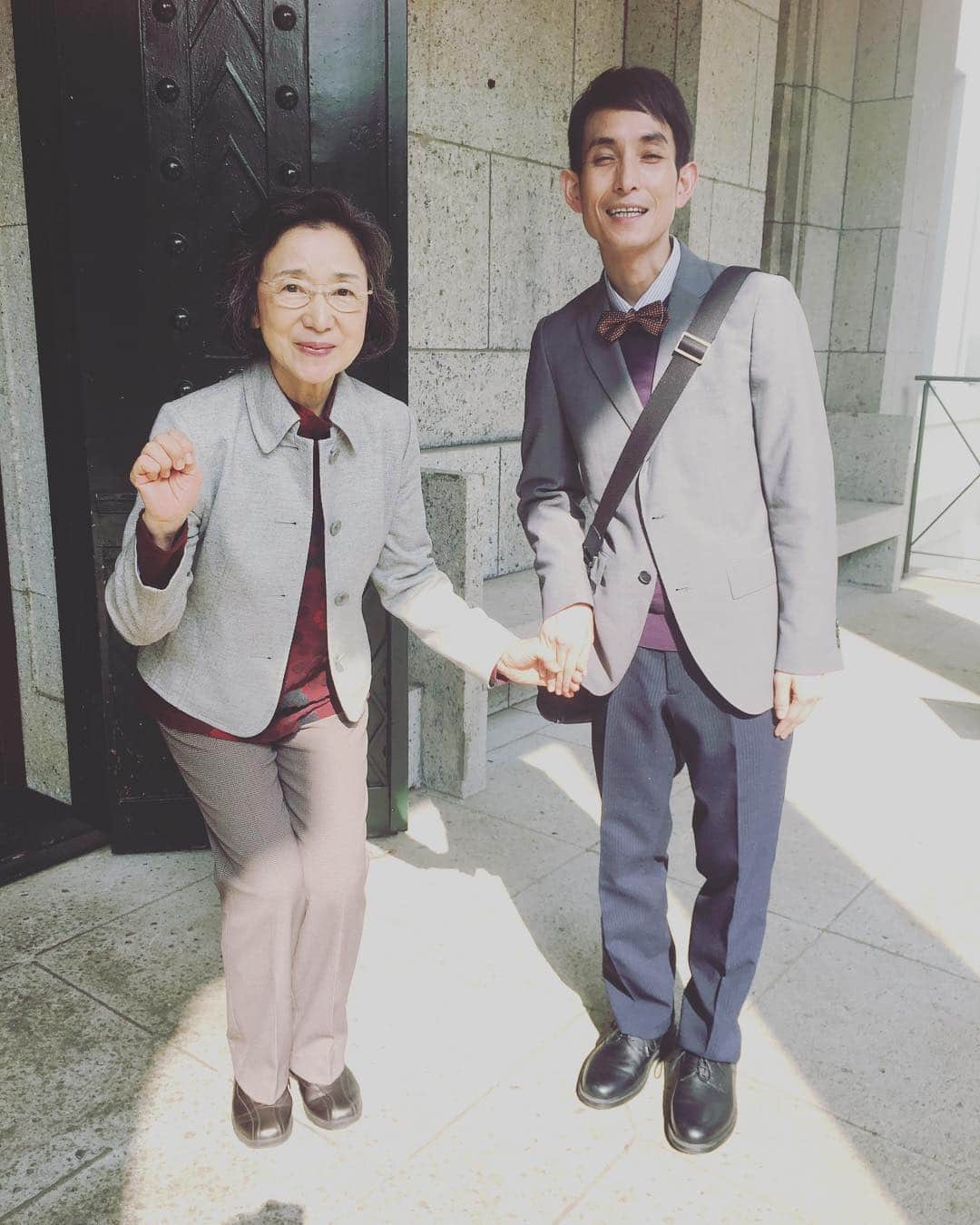テレビ朝日「リーガルＶ〜元弁護士・小鳥遊翔子〜」のインスタグラム：「6.7話ゲストの矢部太郎さんと、岩本多代さん。大家さんではなくお母さんです。  #リーガルv」