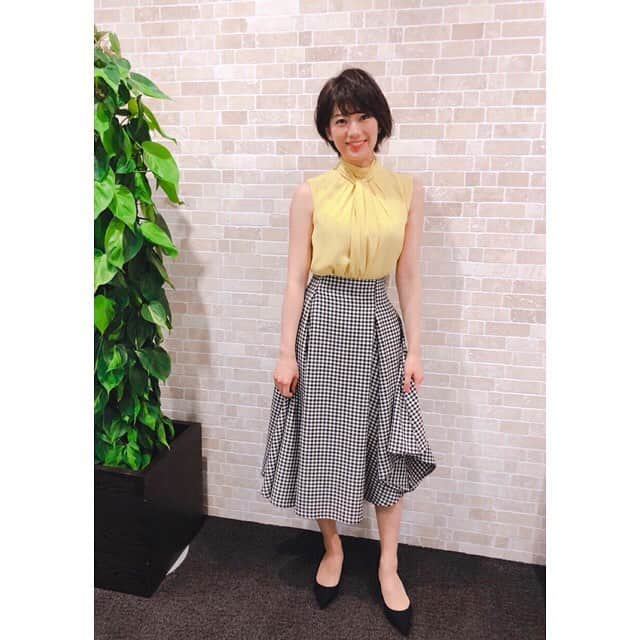 佐藤美希さんのインスタグラム写真 - (佐藤美希Instagram)「柔道グランドスラム2018！！ @tvtokyo_judo  今年は2020年の東京オリンピックに繋がる大会なこともあって、波乱の連続でした😳 ずっと観てきた大会に携わることができて本当に嬉しい。憧れの谷亮子さんにお会いして柔道話ができた3日間は夢のような時間でした。柔道部時代、亮子さんの真似をして前髪を結んでたな〜😊 全14階級中、日本は金メダル11個！計35個のメダルを獲得！！おめでとうございます✨✨ #柔道 #柔道グランドスラム #柔道グランドスラム2018 #テレビ東京 #BSテレ東 #サブキャスター #東京オリンピック2020 #🥋#衣装」11月26日 21時11分 - satomiki0626