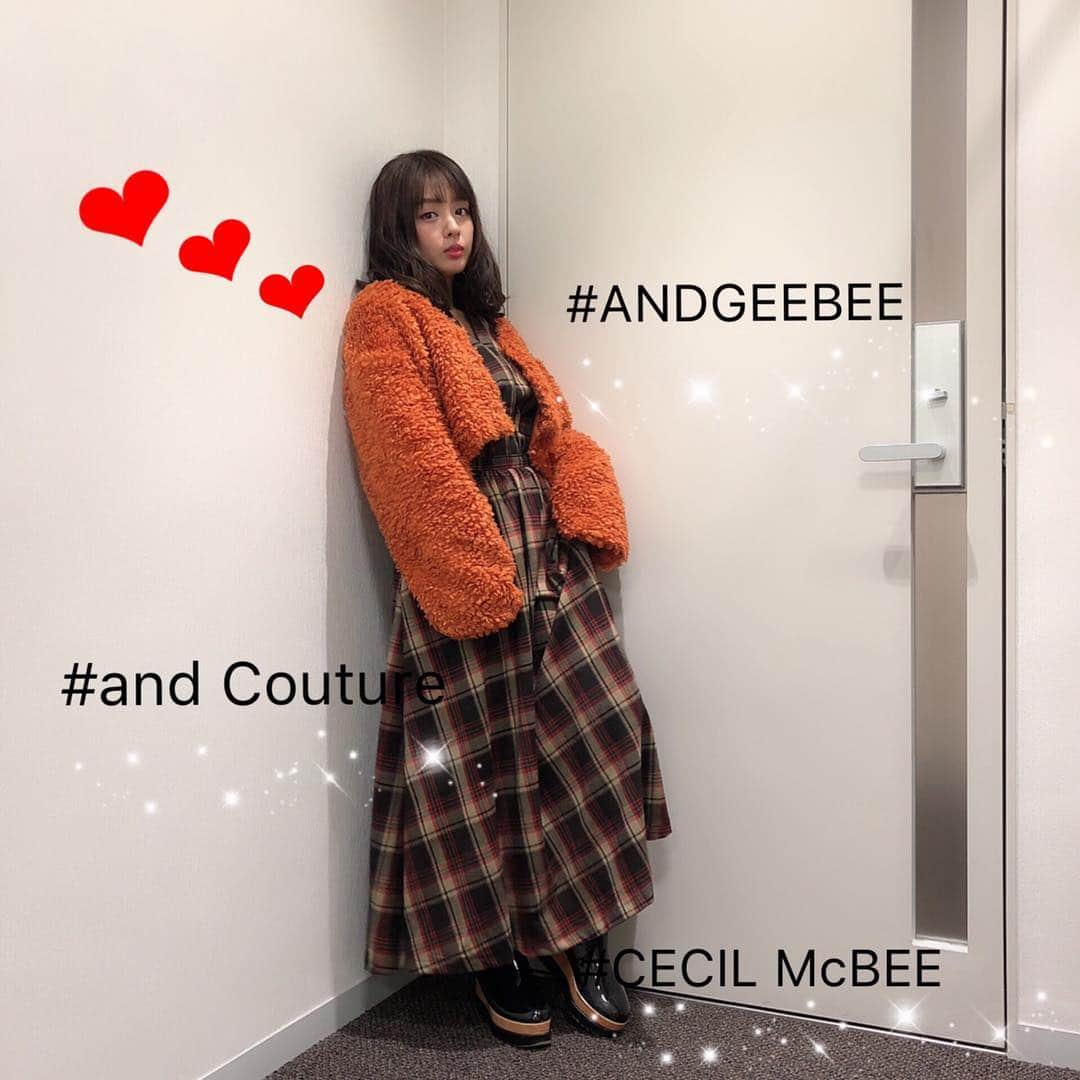 山田菜々さんのインスタグラム写真 - (山田菜々Instagram)「私服🤭❤︎ さえちゃんのブランドの服が色も形もツボでもぅ何度着たことか...🤭❤️笑 ワンピースはどんなときも着やすいしブーツもなんでも合っちゃう🤤🎀 ジャケット @andgeebee_official  ワンピース @and.couture  ブーツ @cecilmcbee_official  #私服 #cordinate #andgeebee #andcouture #cecilmcbee #❤️」11月27日 12時40分 - tannana.yamada