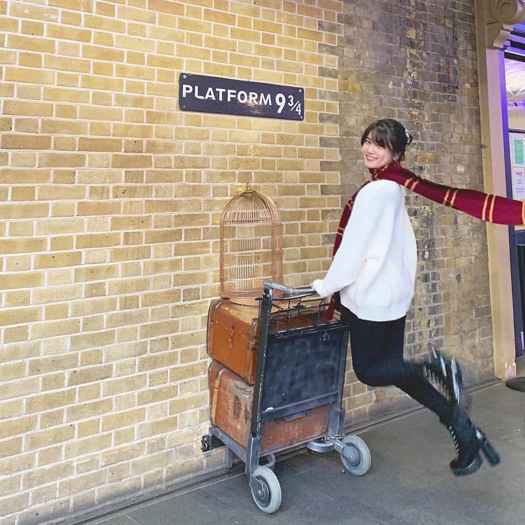 入山杏奈さんのインスタグラム写真 - (入山杏奈Instagram)「Voy a Hogwarts...🧙🏻‍♀️💫💥」11月27日 13時22分 - iamannairiyama