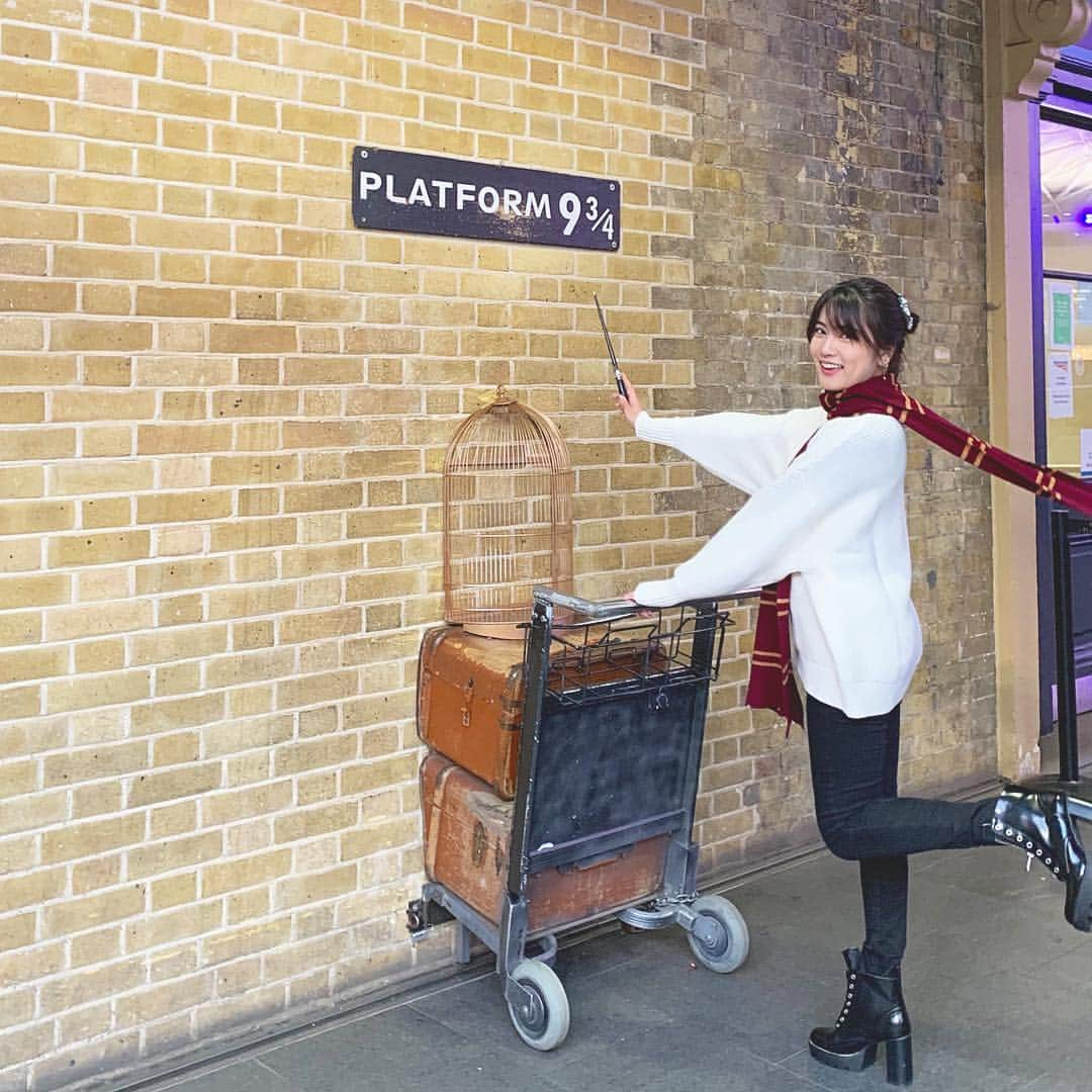 入山杏奈さんのインスタグラム写真 - (入山杏奈Instagram)「Voy a Hogwarts...🧙🏻‍♀️💫💥」11月27日 13時22分 - iamannairiyama