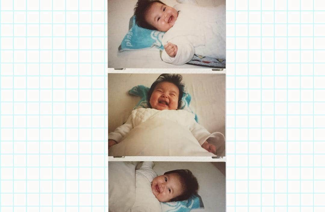 田辺桃子さんのインスタグラム写真 - (田辺桃子Instagram)「どうもどうも. 赤ちゃんの頃はあんぱんまんだった田辺です🙋‍♀️ 丸みもさることながら よく笑うお子だったそうな。面影あるかい？↑ みなさんの最近笑った話聞かせてください☺︎」11月27日 19時00分 - momoko__tanabe