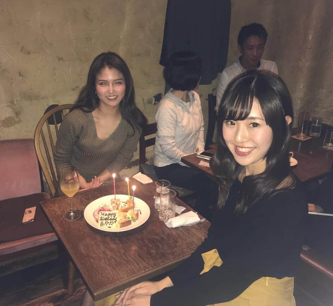 肥田佳菜子さんのインスタグラム写真 - (肥田佳菜子Instagram)「この間のあーちゃんのお誕生日🎂💕💕 #バニラビーンズ #vanillabeans #二子玉川 #二子玉川カフェ #birthday #cake #dinner」11月28日 0時11分 - hdknk87