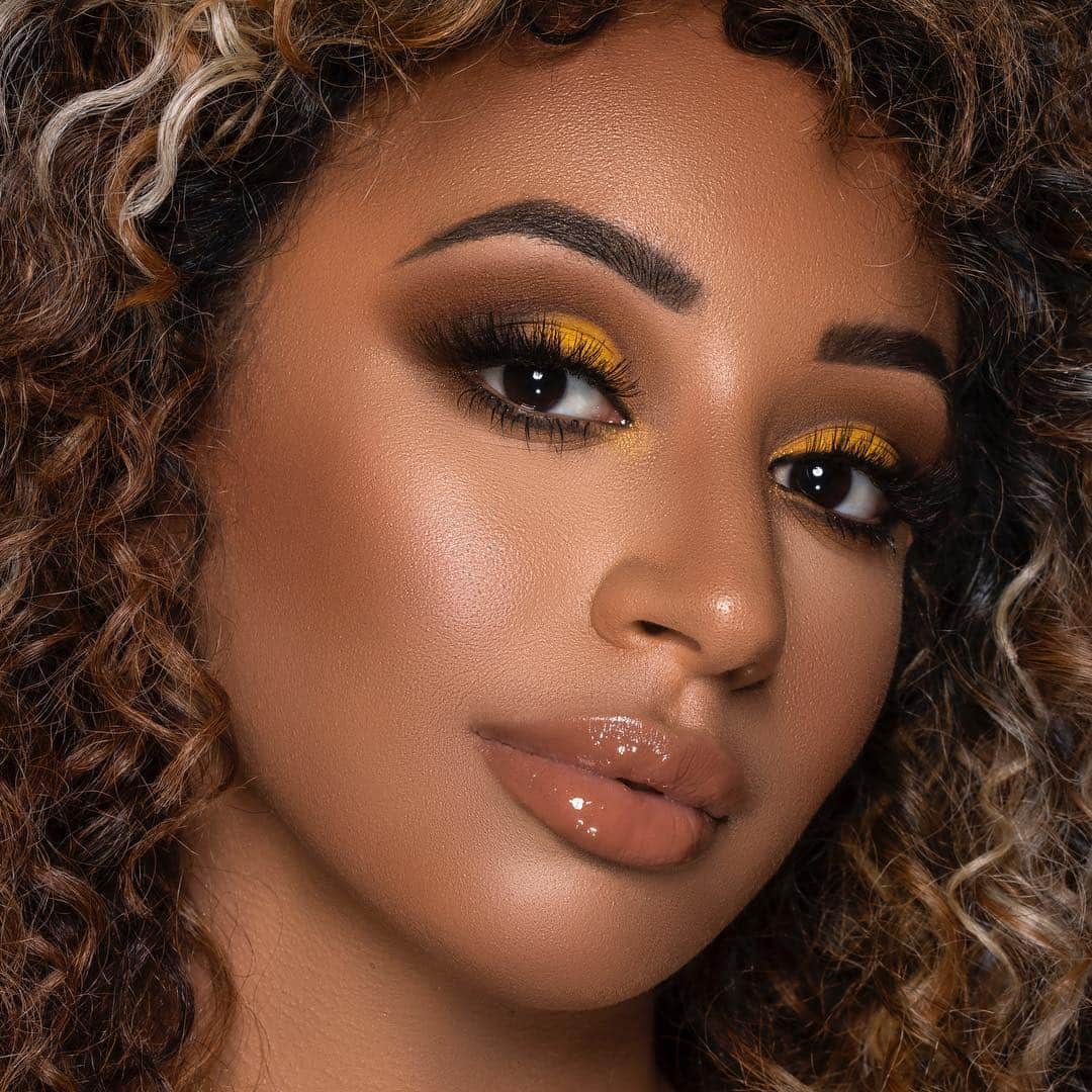BH Cosmeticsさんのインスタグラム写真 - (BH CosmeticsInstagram)「Matte-nificent!🤩 Our beautiful model is eye-conic with yellow glam from our ALL NEW Ultimate Matte palette - the latest addition to our Ultimate family! Link in bio to shop!  Model: @caroviee MUA: @beautybyangee Photos: @snapsstudio #makeup #makeuplooks #newmakeup #makeuppalette #matte #shadow #shadowlooks #bhultimatematte #bhcosmetics」11月28日 5時01分 - bhcosmetics
