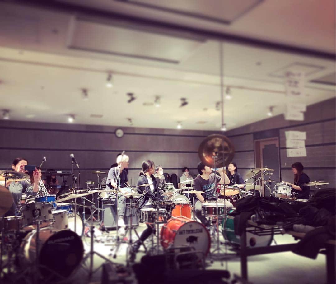 岡本奈穂子のインスタグラム：「DQSリハーサル 明日11/29@下北沢Que 岩瀬敬吾さんと2マンです。」