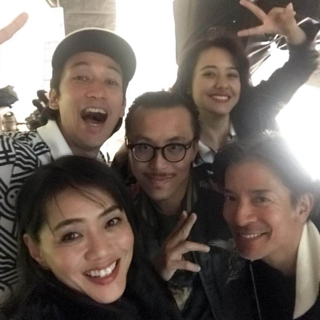 前田典子さんのインスタグラム写真 - (前田典子Instagram)「#今日は賑やな撮影 @pearlygates_official  #パーリーゲイツ 😊#ゴルフ⛳️ #カメラは @lesliekeesuper  #モデルは #日比野玲 @hibinoya  #浦浜アリサ ちゃん @alisa_urahama  # asobu くん #可愛いキッズモデル #マックスとヒナちゃんと #大家族みたいで #楽しかった😊」11月28日 16時42分 - maenorichang