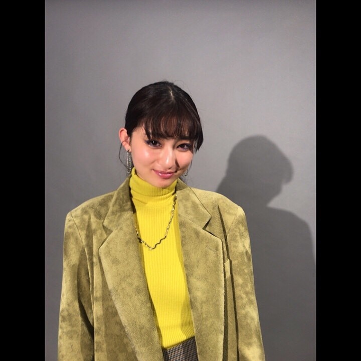 吉川愛さんのインスタグラム写真 - (吉川愛Instagram)「☺︎ 今日はいいニーハイの日 #365anniversary @nylonjapan」11月28日 17時46分 - ai_yoshikawa_official