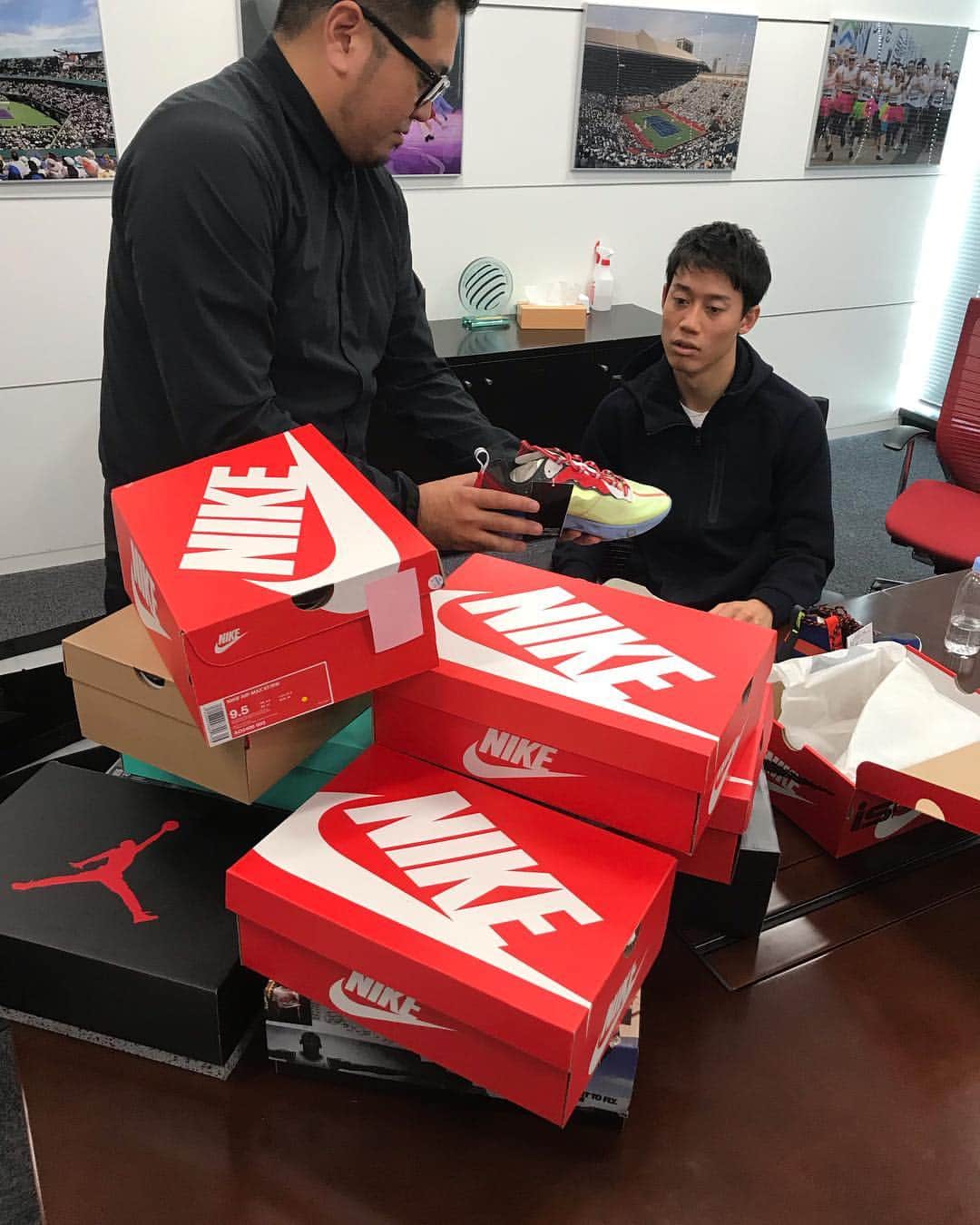 錦織圭さんのインスタグラム写真 - (錦織圭Instagram)「‪Good meeting with @niketokyo today to discuss 2019 and 2020 sneakers.  #JustDoIt ‬」11月28日 13時47分 - keinishikori