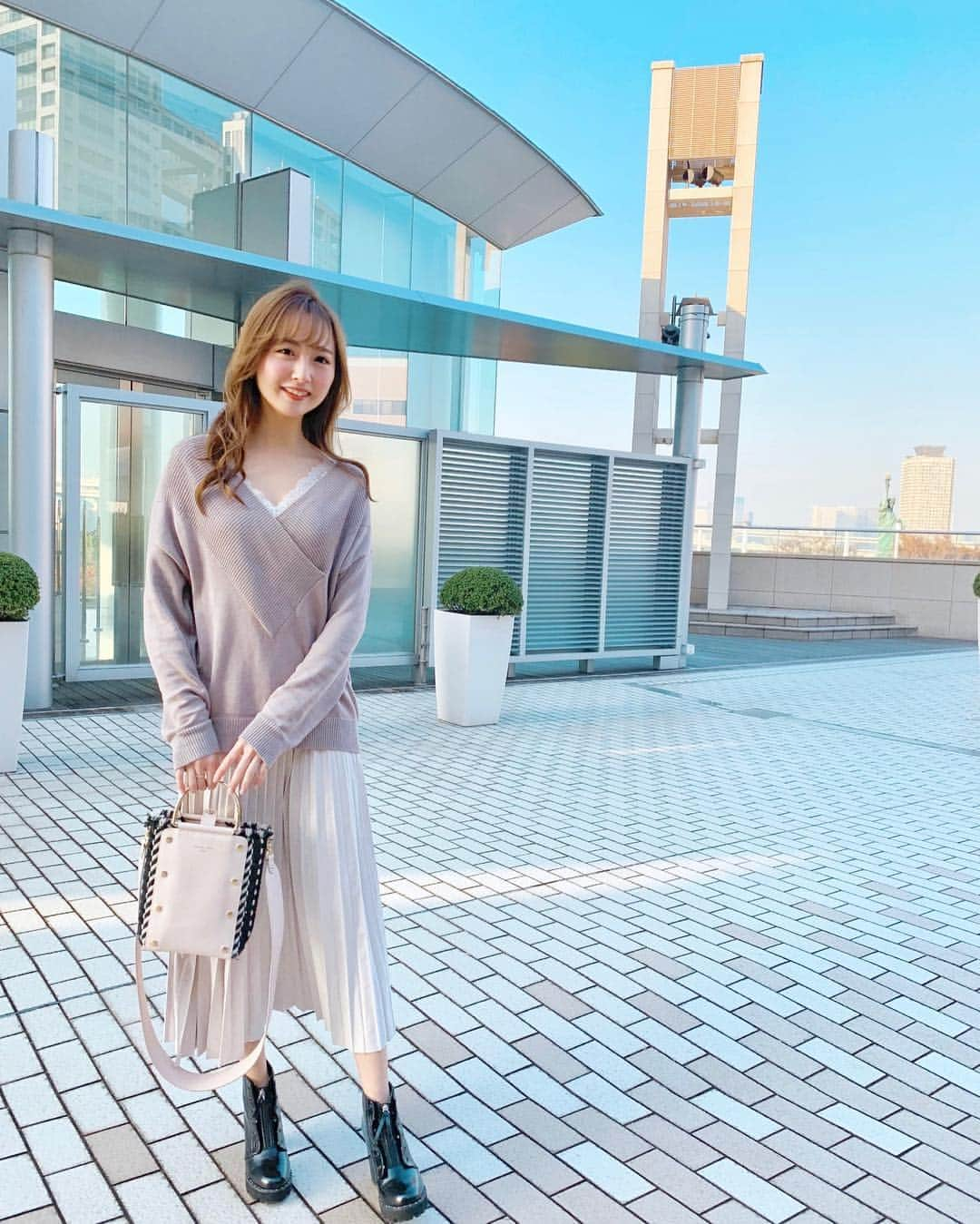 西村笑花さんのインスタグラム写真 - (西村笑花Instagram)「☀️ ・ ・ #samanthathavasadeluxe #samanthathavasa #samantha #fashionstyle #autumnfashion #ootd #outfit #coordinate #秋コーデ #コーデ」11月28日 14時27分 - emika_nishimura