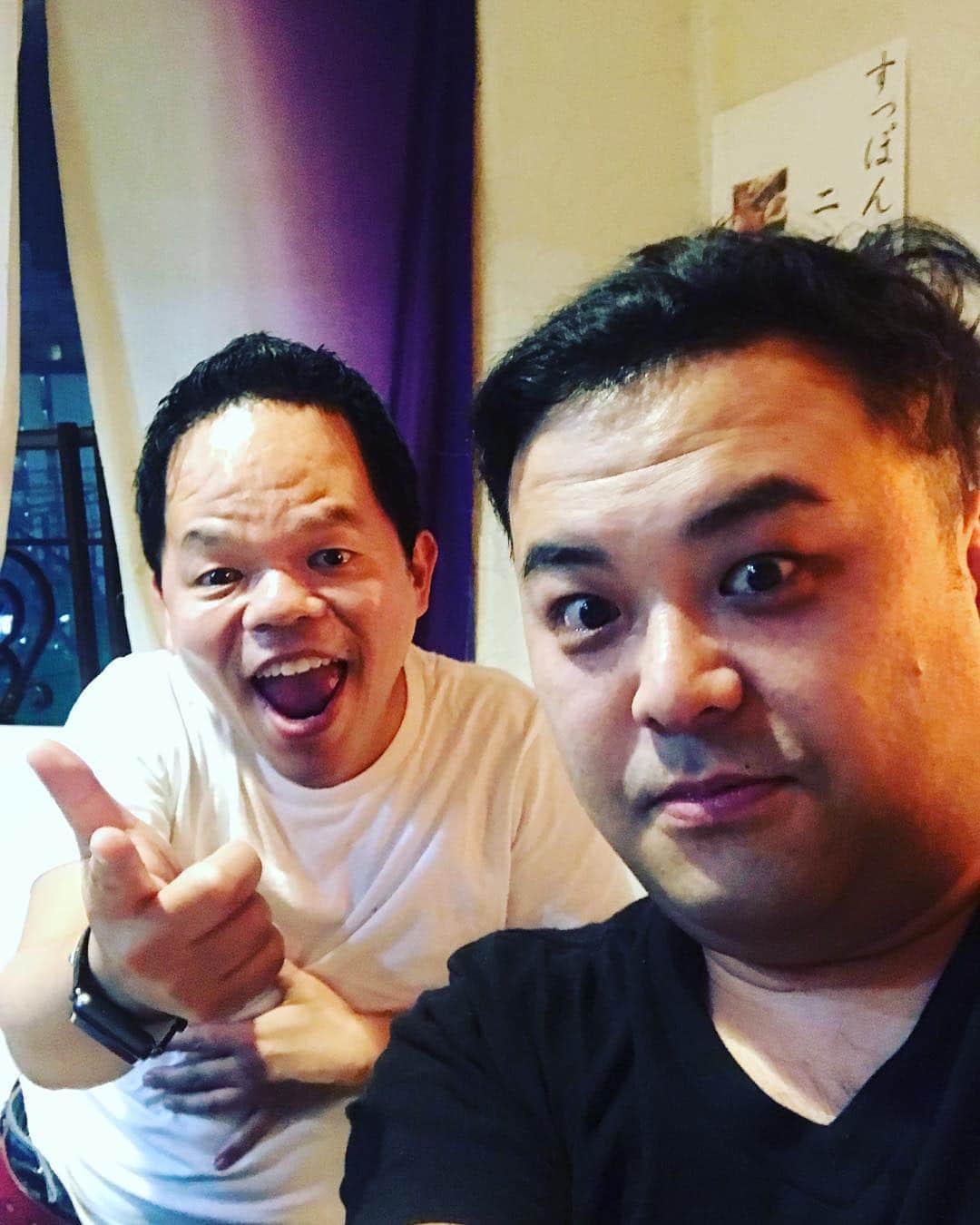 久保田和靖さんのインスタグラム写真 久保田和靖instagram 昨日はダイアンの津田と飲んでました ベロベロになって朝起きて写真見たのですが 似てる人の様な気もする 見ればみるほど津田やないような気もする 前もそんな事があって 本当に