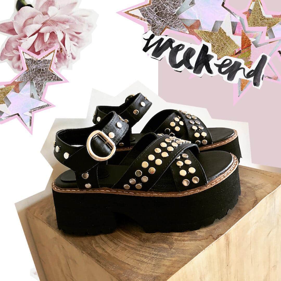 WWW.MIUX.COM.ARのインスタグラム：「KALU BLACK 💘🙌🏻 aprovecha nuestra promo #online 2X1 con envios a todo el pais . Llevate 1 par x $2250 o 2 pares $3100 💘🙌🏻💫」