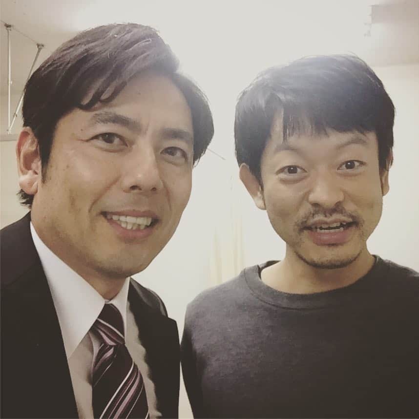 山中崇史のインスタグラム：「相棒17 第7話 「うさぎとかめ」ご視聴頂いた皆様ありがとうございました。 ゲスト主演の山中崇くん、素敵な俳優さんですね。 山中崇史が山中崇くんと写真を撮りました。ふたりとも『やまなかたかし』です。 #相棒 #相棒17  #山中崇  #山中崇史  #やまなかたかし」