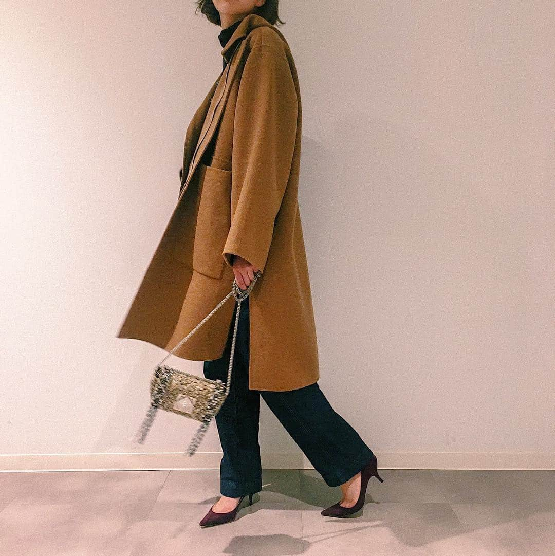 IÉNA LA BOUCLEさんのインスタグラム写真 - (IÉNA LA BOUCLEInstagram)「~fooded coat~﻿ 時が経っても変わらない新鮮さを、 "SOFIE DHOORE"のコートで手に入れて。﻿ ﻿ ﻿ coat:【SOFIE D'HOORE】¥230,000+tax﻿ ﻿ ﻿ ﻿ #ienalaboucle #laboucle #iena_la_boucle﻿ #la_boucle #sofiedhoore #coat #foodedcoat ﻿ #outer #ソフィードール #イエナラブークル ﻿ #ラブークル」11月28日 22時48分 - iena.la.boucle.store