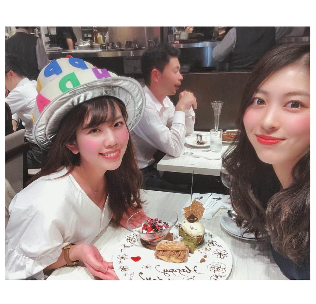 mayaのインスタグラム：「ムッコのお誕生日をお祝いして来た( ˘͈ ᵕ ˘͈ ) また韓国行こうね🇰🇷 #ムコヤマ生誕祭#俺のフレンチ#俺のハピバ#何それ#誕生日#梅田#同志社#ズッ友#隣に#前澤友作#birthday#birthdaygirl#最近のカメラすごい」