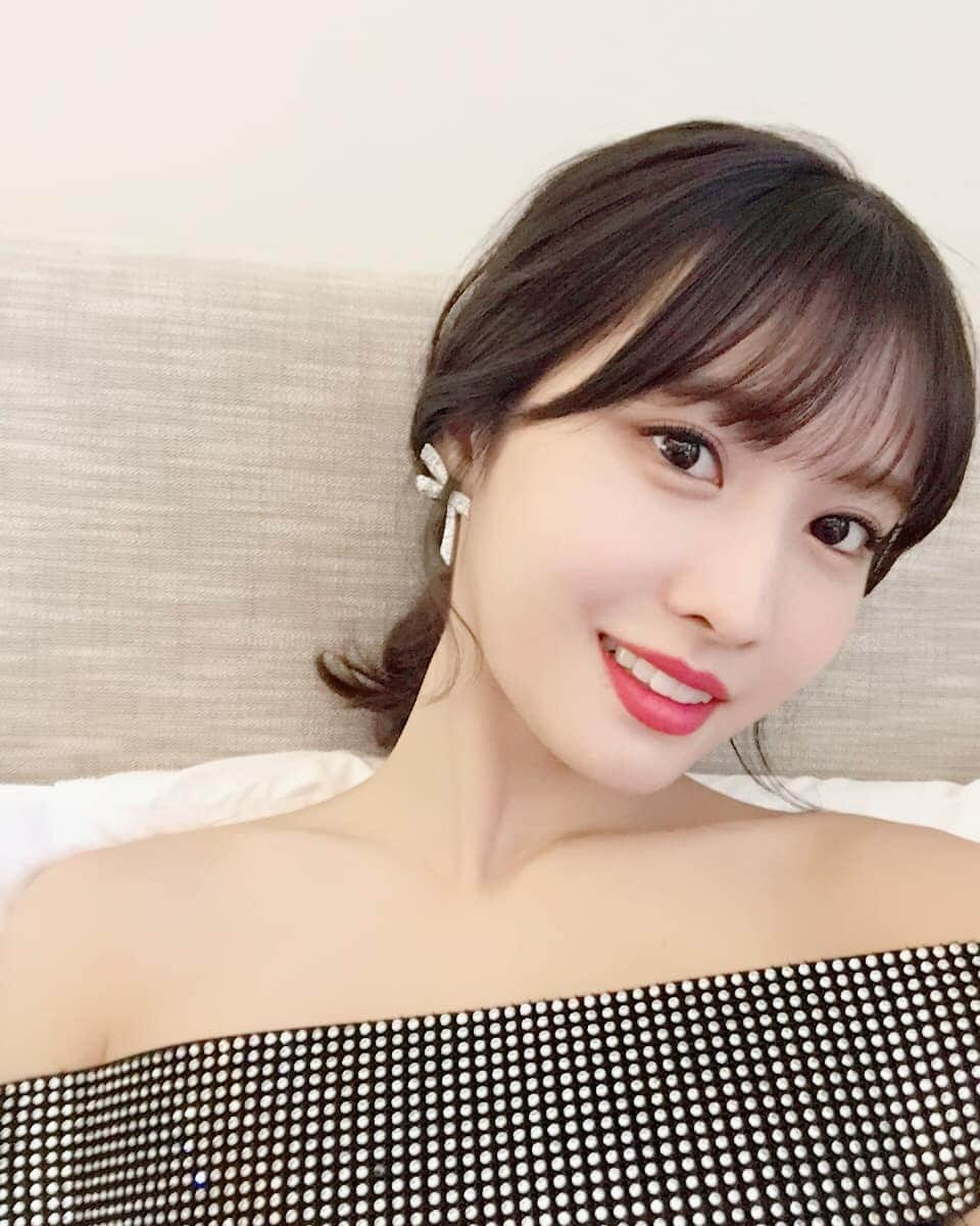 TWICEさんのインスタグラム写真 - (TWICEInstagram)「💄👑👡💜👌🐷」11月29日 1時02分 - twicetagram