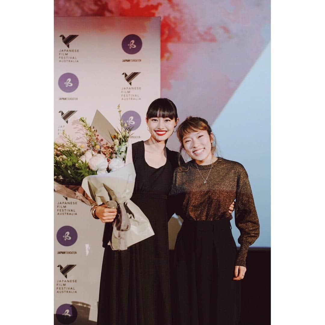 忽那汐里さんのインスタグラム写真 - (忽那汐里Instagram)「thank you for coming. it was a special night. 📷 @japanesefilmfest」11月29日 11時13分 - shiolikutsuna