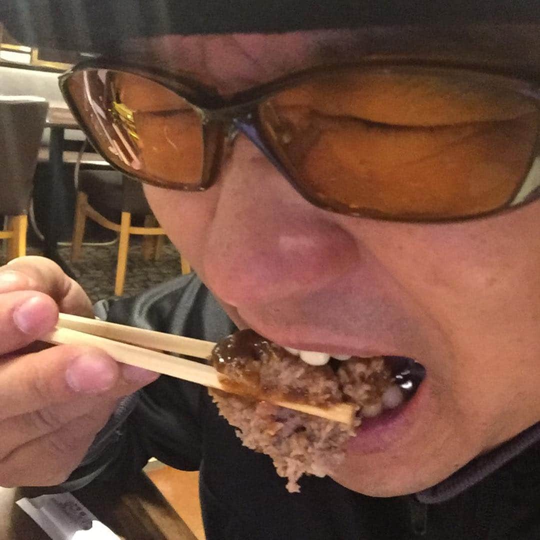 人間椅子さんのインスタグラム写真 - (人間椅子Instagram)「#いい肉の日 #お肉大好き #肉肉 #🍖🥓」11月29日 12時36分 - ningen_isu